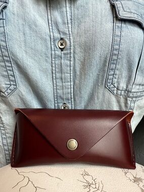 PLG Cognac sunglasses case new